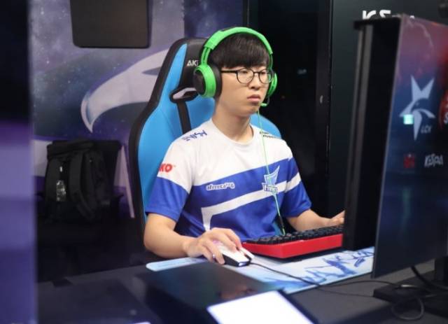 雪运动的热 雪运动的热