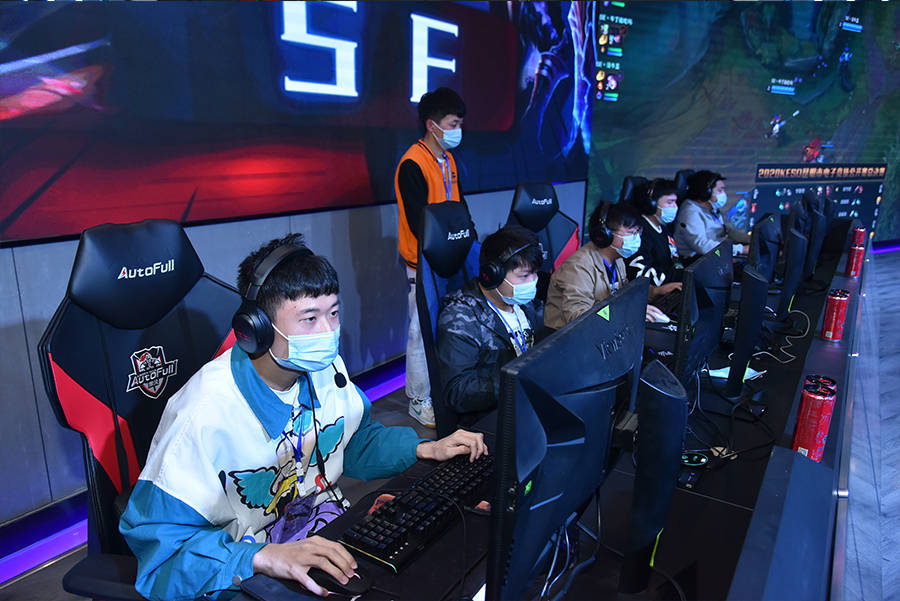 遇类似困境 遇类似困境