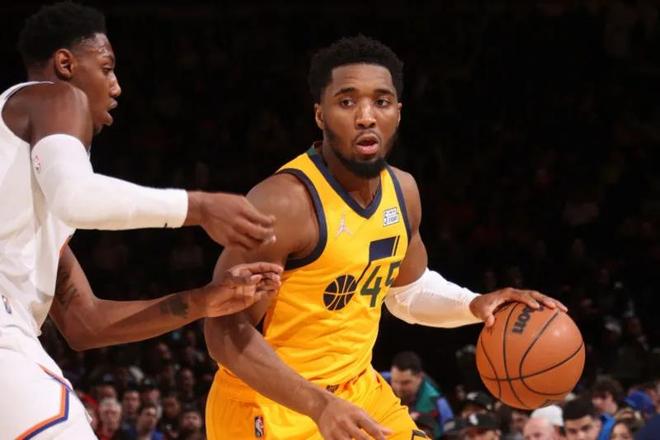 浓眉戴维斯 浓眉戴维斯